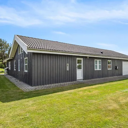 Ljupco - 500m To The Inlet In Ne Jutland By Interhome בית נופש *