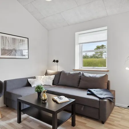 Ljupco - 500m To The Fjord By Interhome Feriehus