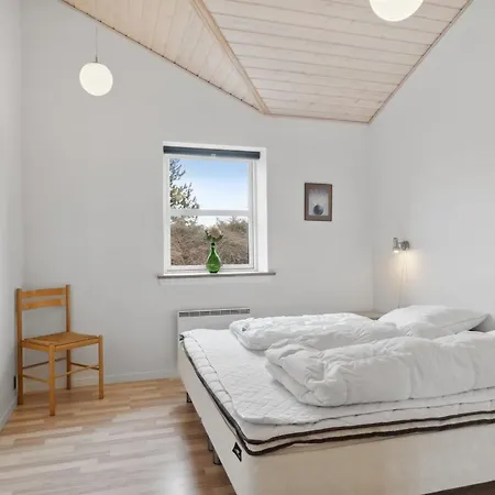 Ljupco - 500m To The Fjord By Interhome *