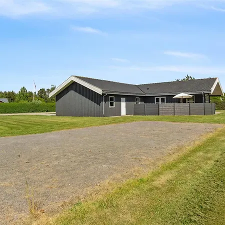 Ljupco - 500m To The Fjord By Interhome * Storvorde